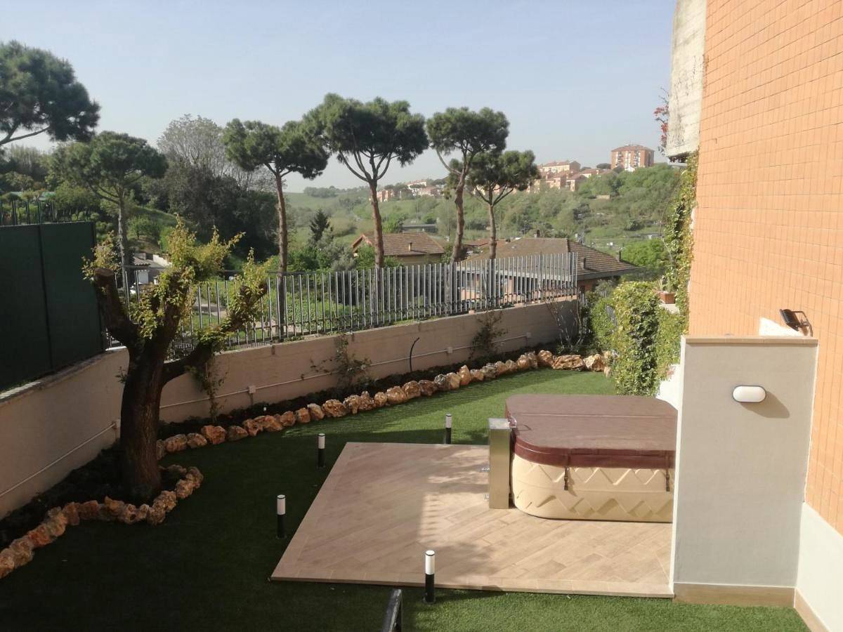 La camelia bianca in Roma, Provincia di Roma
