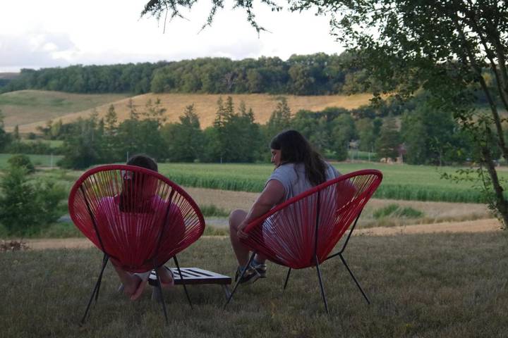 Camping pour 4 personnes, avec jardin et terrasse ainsi que jacuzzi et piscine dans le Gers - 4