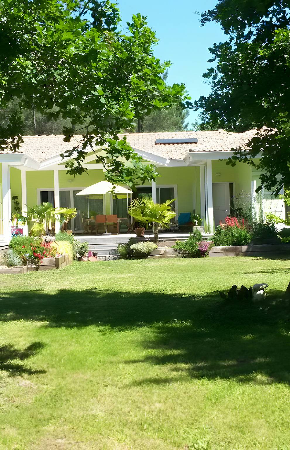 Chambre d’hôtes « La Côte d’Argent Océane » met privé terras, privé tuin en Wi-Fi in Le Porge, Lesparre-Médoc en omgeving
