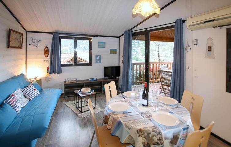 Gemütliche Wohnung mit Pool, Garage & WiFi, 2km nach Solliès-Pont in Solliès-Toucas, Mittelmeerküste (Frankreich)