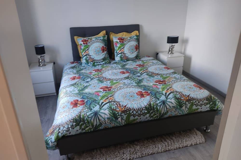 Entire apartment, Newly renovated apartment in manor house, very close to town center in Le Havre, Le Havre region