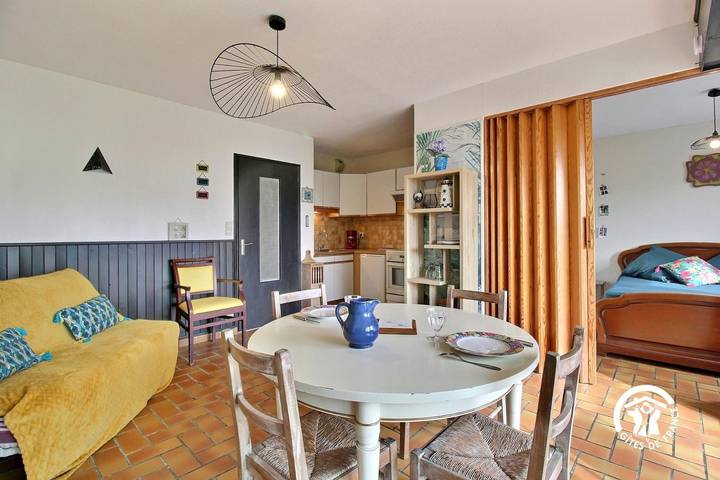 Gîte pour 2 personnes, avec piscine et jardin à Damgan - 2