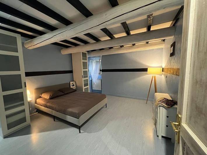 Location de vacances pour 22 personnes, avec jardin ainsi que terrasse et piscine à Châteauneuf-de-Gadagne - 4