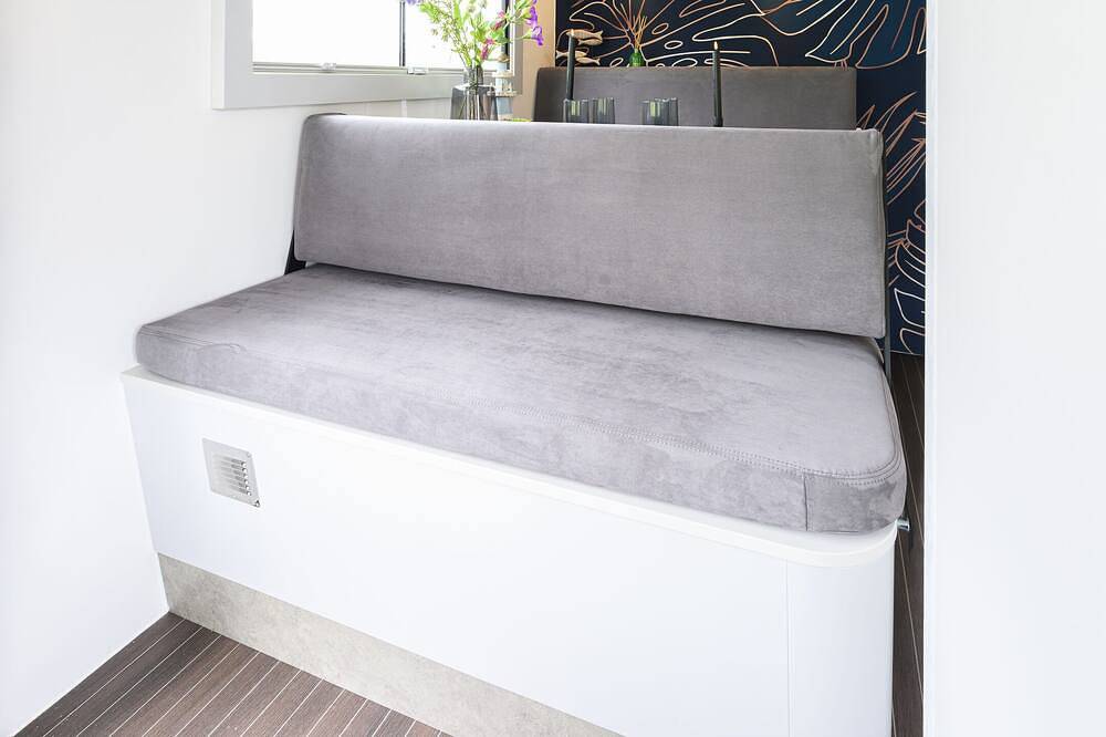 Olav cozy houseboat close to the beach and restaurants by Weltevreden Experience in Zeewolde, Flevoland