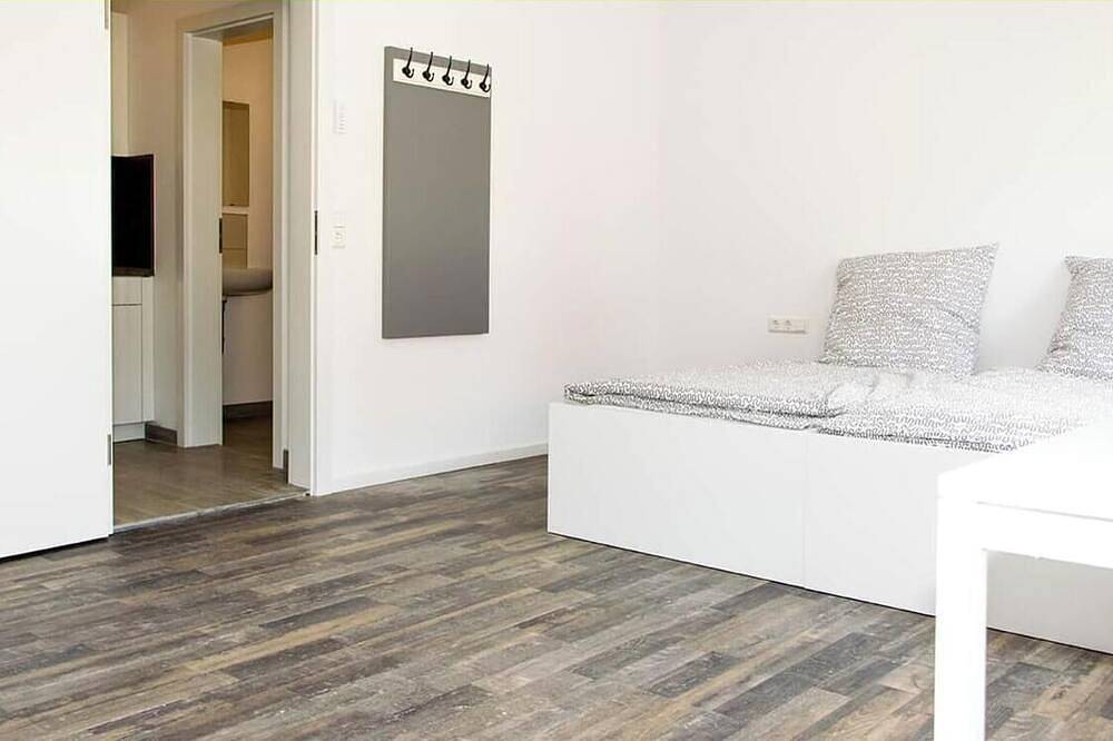 Ganze Wohnung, Bachwiesenstr. Stuttgart in Stuttgart-Mitte, Stuttgart