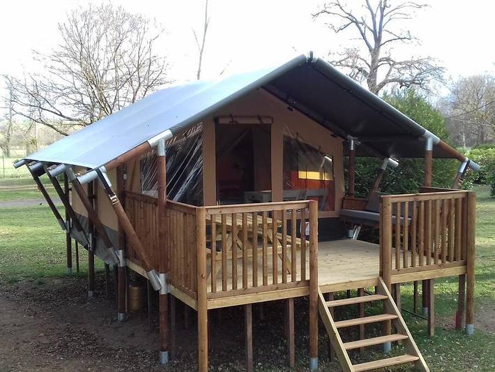 Lodge pour 4 personnes, avec Bassin pour enfant et Piscine dans le Puy-de-Dôme - 2