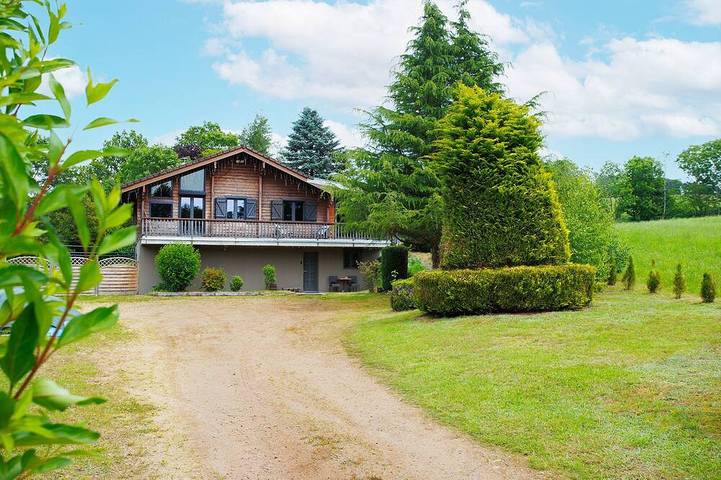 Chalet pour 14 personnes, avec sauna et balcon ainsi que jacuzzi et jardin