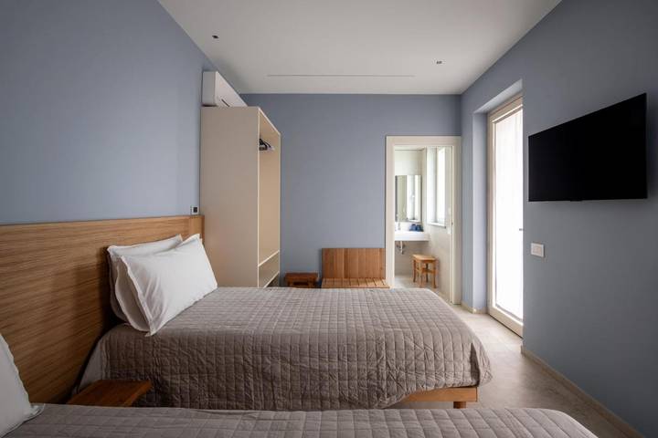 Location de vacances pour 8 personnes, avec vue et jardin ainsi que piscine et terrasse à Narzole - 2