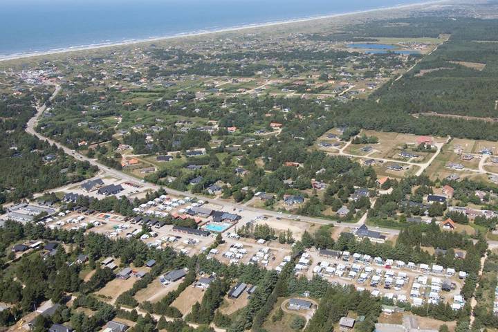 Camping für 4 Personen, mit Terrasse und Pool sowie Ausblick in Südjütland