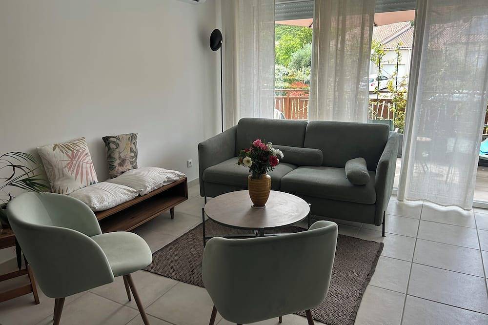 Appartement entier, Natura résidence proche salagou in Clermont-l'Hérault, Côte méditerranéenne (France)