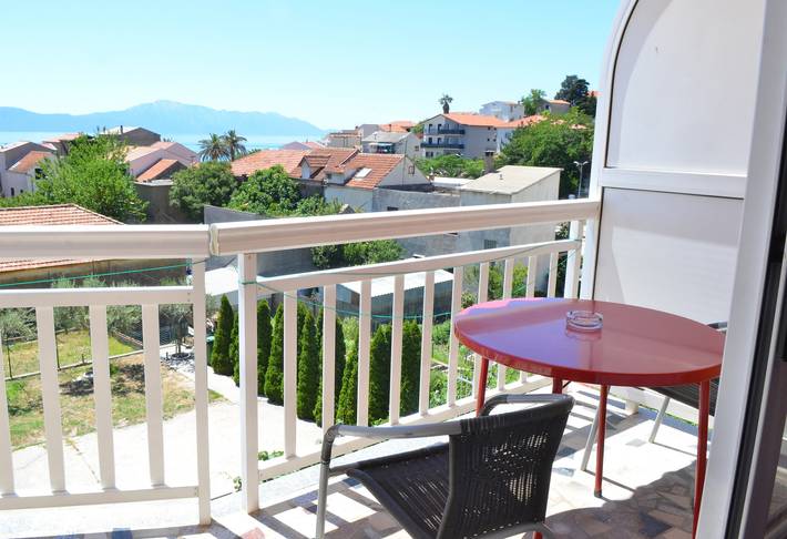 Apartament wakacyjny dla 3 osób, z Balkon/ taras w Gradac