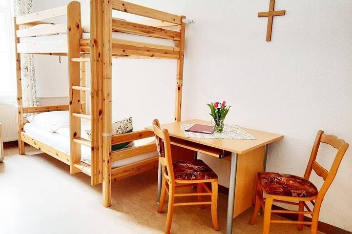Ganze Wohnung, Dreibettzimmer für 2 Gäste mit 12m² in Bad Freienwalde (Oder in Bad Freienwalde, Märkische Schweiz-Oderland