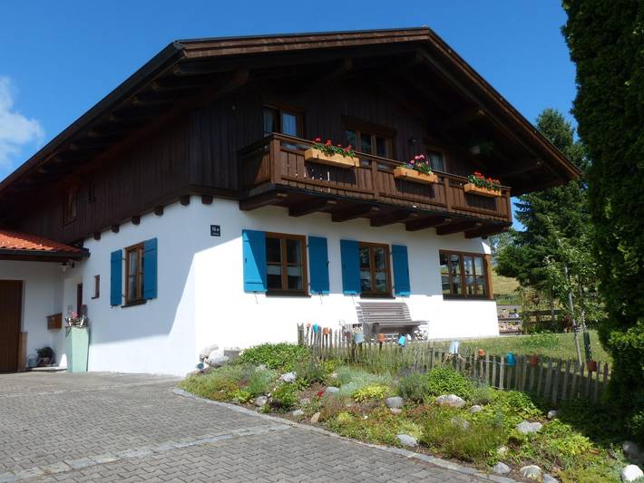 Ferienwohnung für 4 Personen, mit Terrasse und Garten