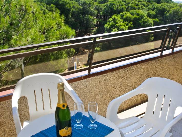 Holiday letting for 6 people, with balcony and pool in Estartit