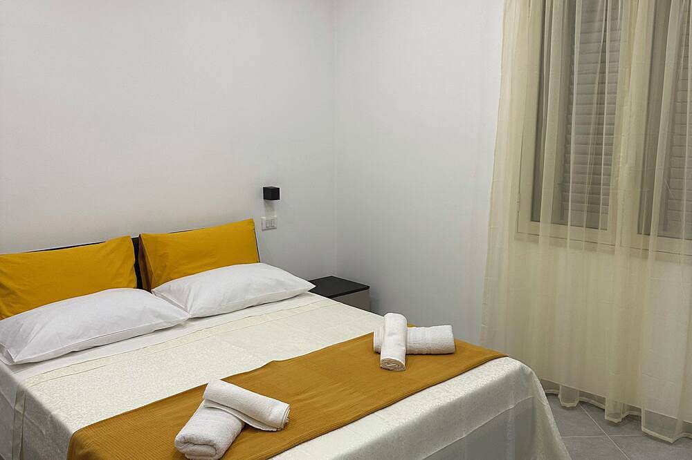 Apartamento entero, Anacapri Apartment: Comfort & Relax in Giardini Naxos - Near Beach & Taormina in Giardini-Naxos, Provincia de Messina
