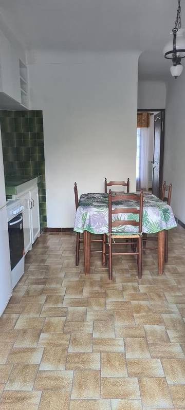 Gîte pour 4 personnes, avec jardin à Entrecasteaux