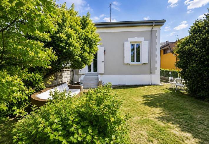 Casa vacanza per 4 persone, con Giardino e Panorama a Bellaria