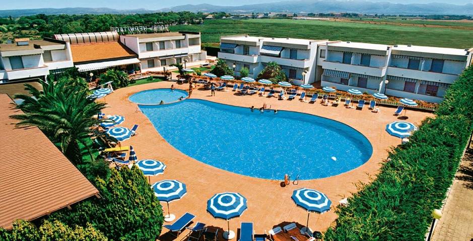 Hôtel pour 3 personnes, avec piscine ainsi que jardin et jacuzzi