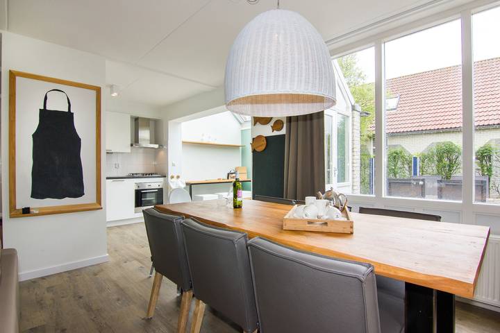 Bungalow für 8 Personen, mit Balkon/Terrasse und Terrasse sowie Sauna in Julianadorp - 4