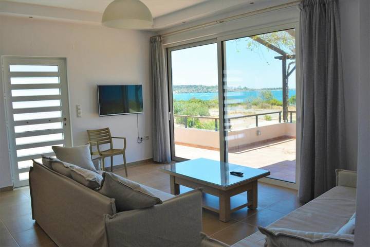 Villa für 6 Personen, mit Garten und Whirlpool - 1