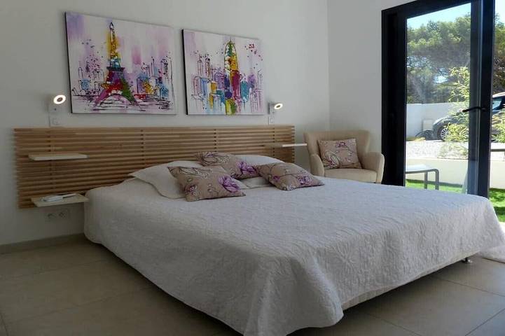 Villa pour 10 personnes, avec jardin ainsi que jacuzzi et terrasse à Bonifacio - 4