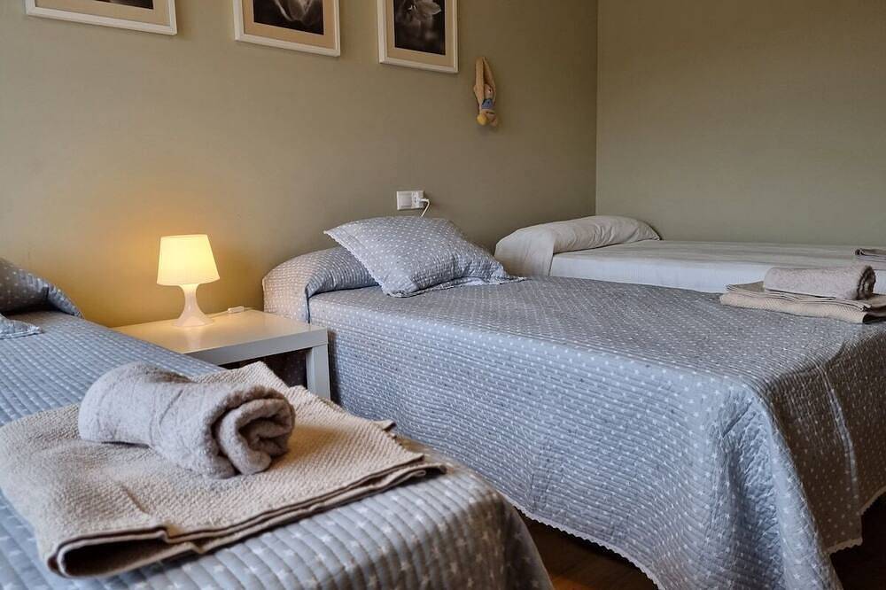 Appartement entier, 13A01 Apartamento con garaje y terraza in Ribadesella, Côte Cantabrique
