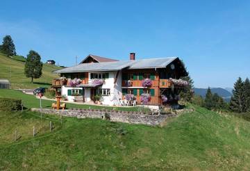 Ferienhaus für 4 Personen, mit Sauna und Garten im Kleinwalsertal