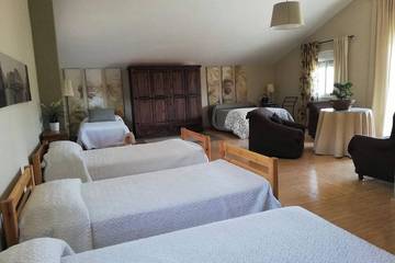 Casa Rural para 16 Personas en Ubrique, Parque natural de Los Alcornocales, Foto 4