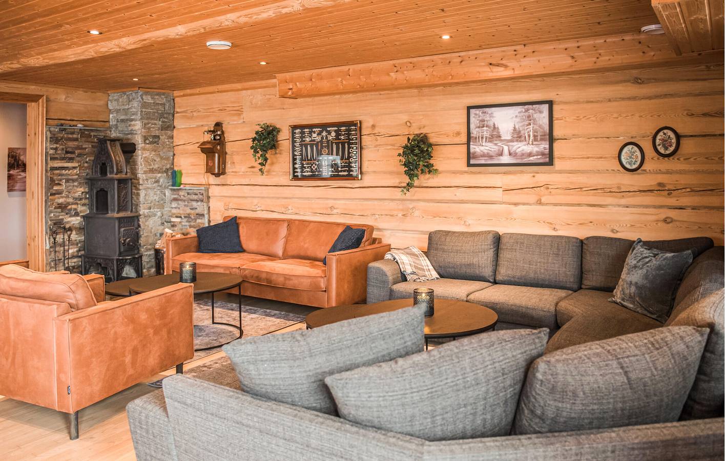 Ferienhaus für 22 Personen mit Terrasse in Vindafjord