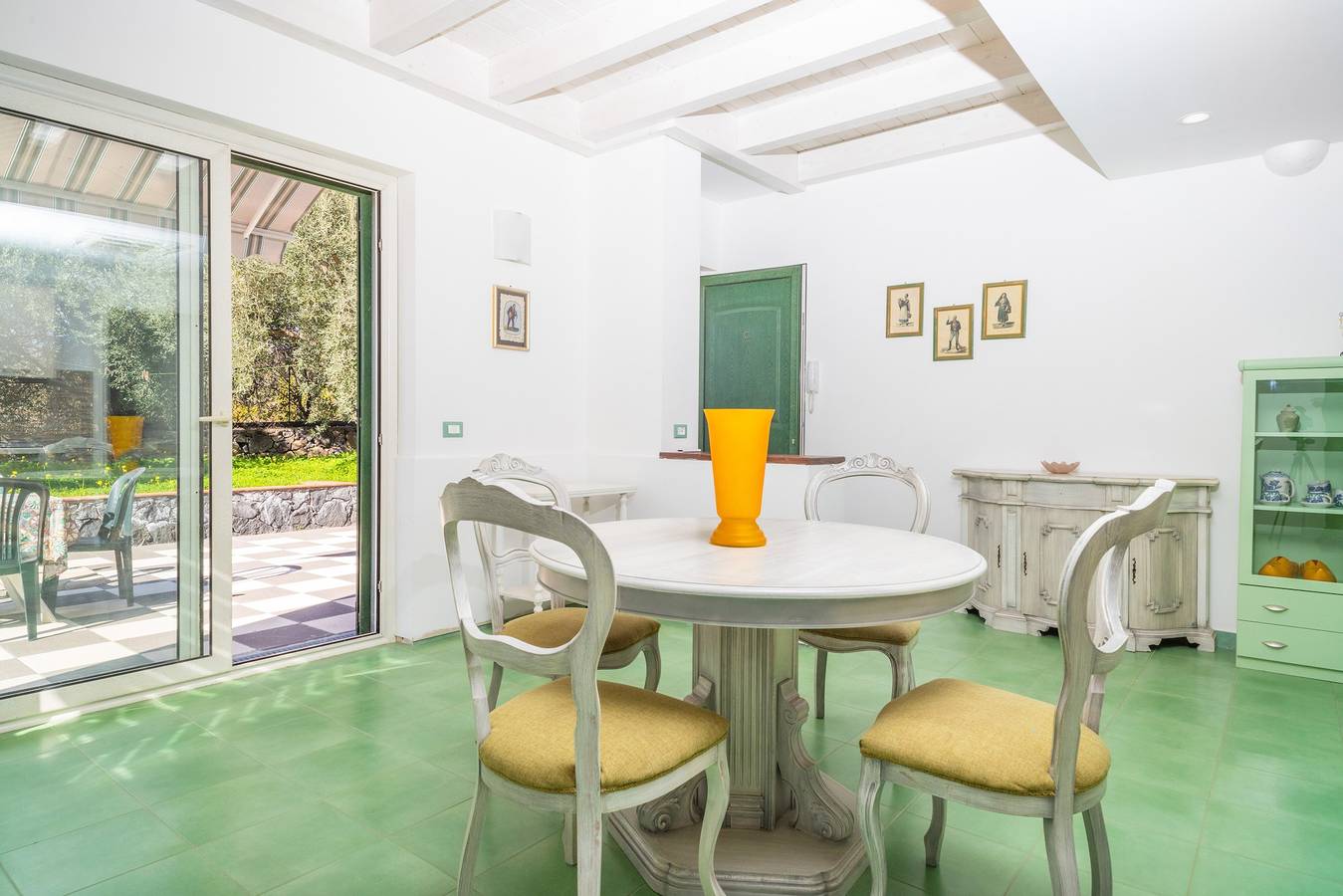 Ganze Wohnung, Ferienwohnung "Casa Margherita Vista Etna" mit Meerblick, Gemeinschaftspool und Terrassen in Calatabiano, Catania Provinz