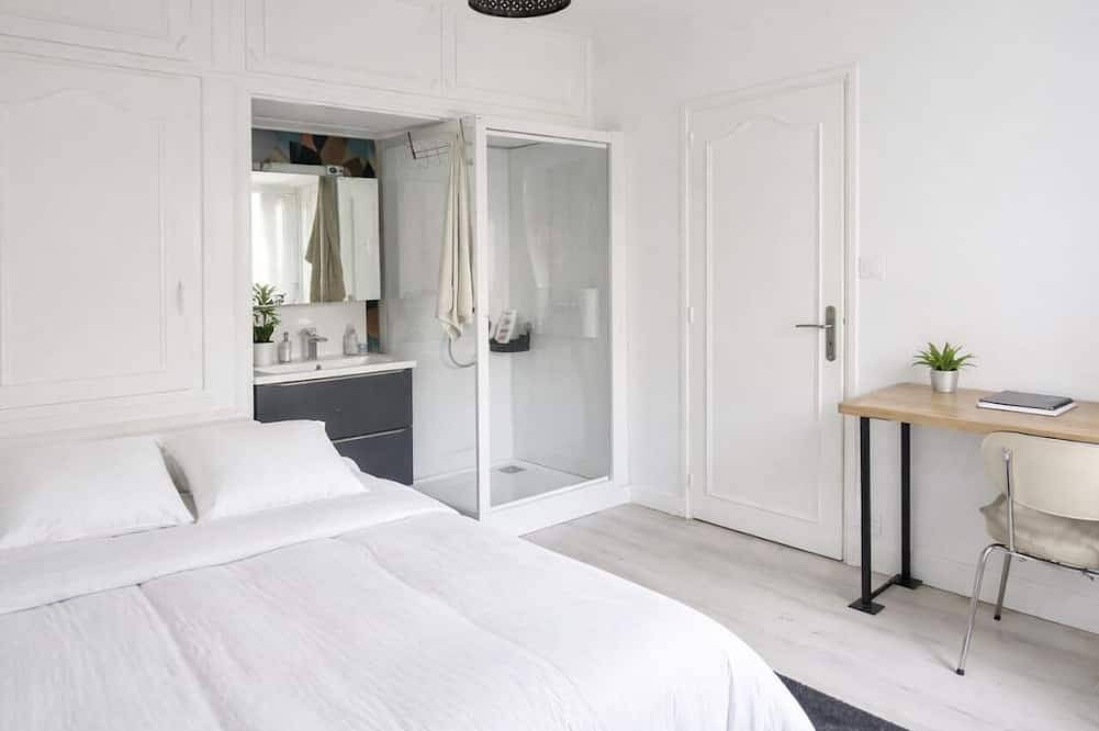 Villa 10 pers, heated pool, jacuzzi, Bordeaux in Latresne, Región de Burdeos