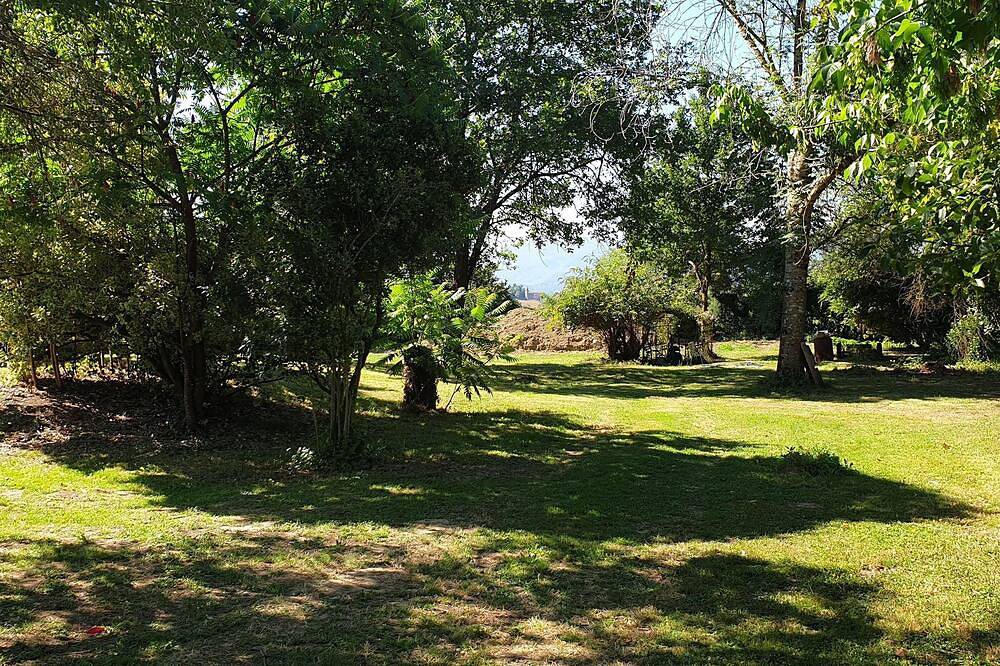 Peace and green charm in Salies-du-Salat, Alto Garona