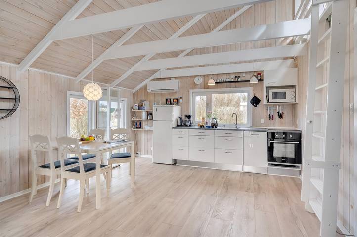 2 bedroom pet friendly home in Tarm in Skaven Strand, Ringkøbing Fjord