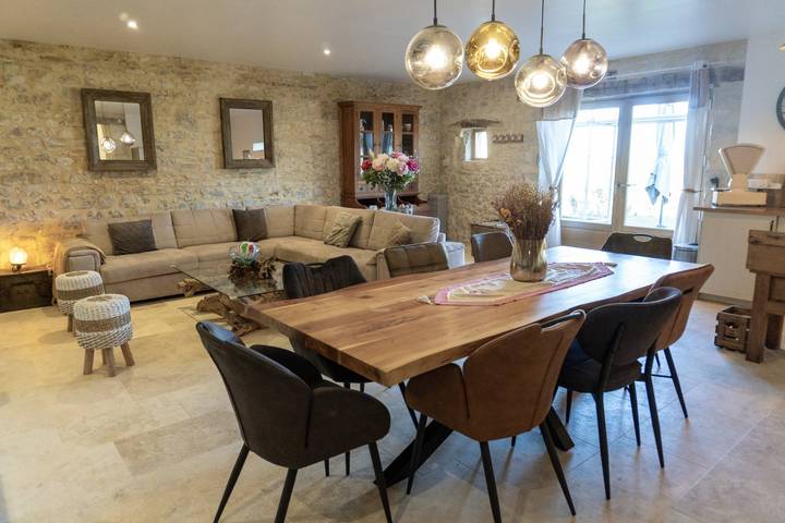 Gîte pour 8 personnes, avec piscine ainsi que jardin et terrasse dans Cœur de Causse - 2