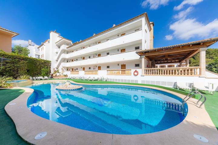 Ferienwohnung für 2 Personen, mit Kinderpool und Balkon in Canyamel - 2