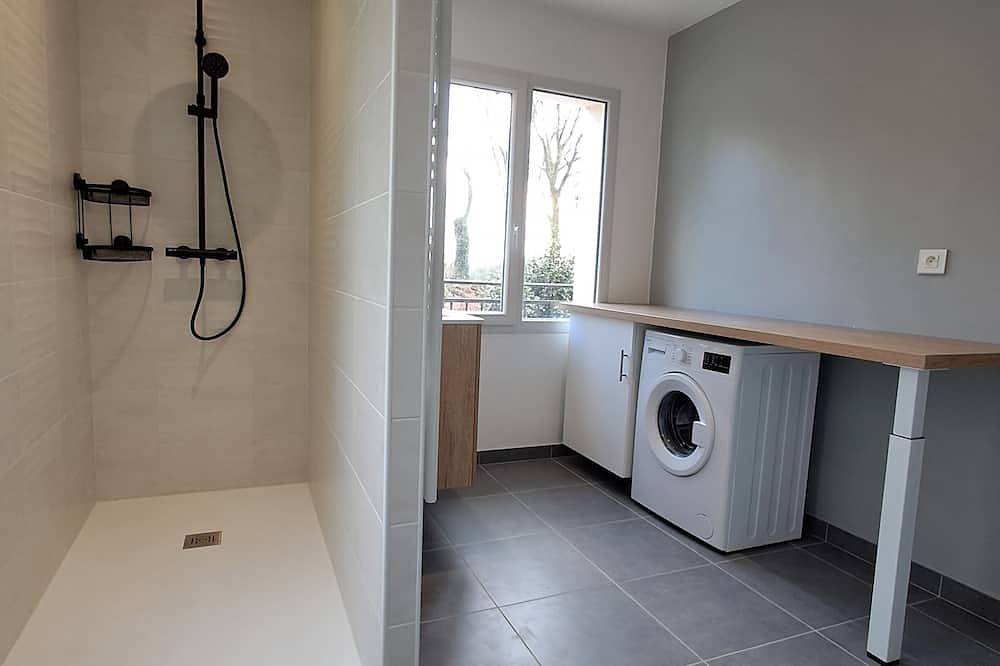 Detached house with very large private garden in a quiet location in Plouguernével, Guingamp Region
