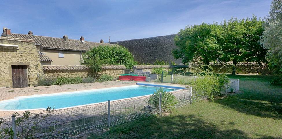 Location de vacances pour 8 personnes, avec jardin et terrasse à Rochegude - 4