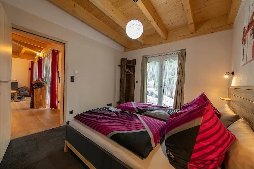Ganze Wohnung, Moderne Ferienwohnung Hochberg (85 qm) mit Balkon in Pleystein, Naturpark Nördlicher Oberpfälzer Wald