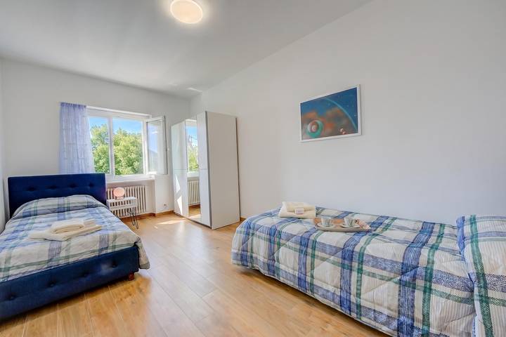 Ganze Wohnung, Ferienwohnung für 4 Personen mit Seeblick in Brè sopra Lugano, Lugano