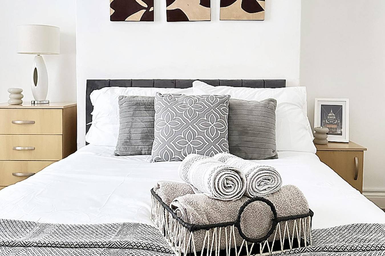 3 Bedroom House Sleeps 6 with Garden in Liverpool, Merseyside