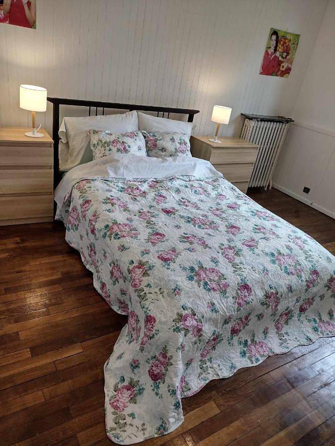 Maison d’hôte pour 2 personnes, avec Balcon et Terrasse ainsi que Jardin et Vue à Vitry-sur-Seine