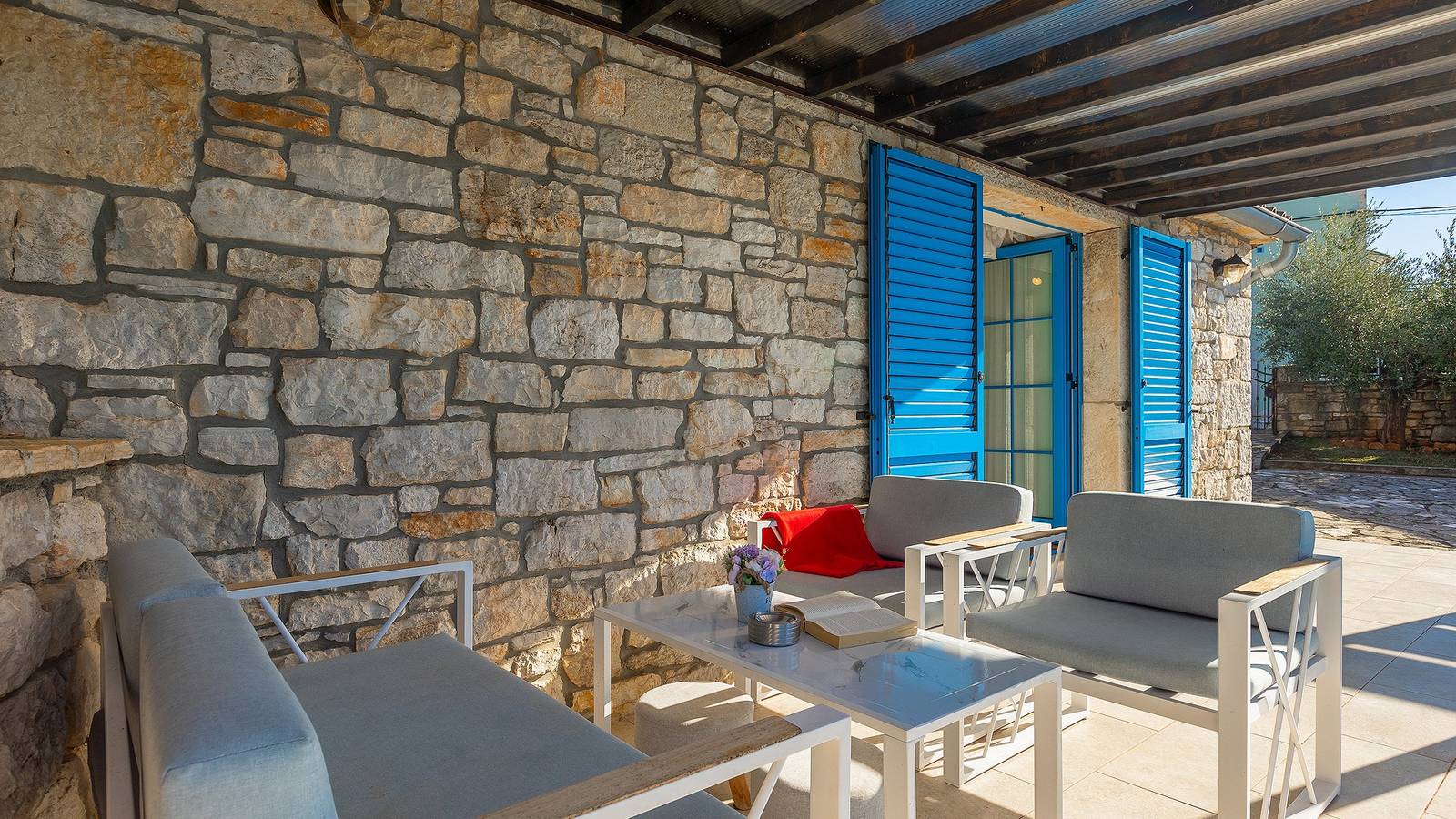 Villa casa Nadalina by Villas Guide in Anzici, Zentralistrien