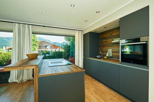 Haus Almrose - Ferienwohnung 150 qm mit Balkon in Reit im Winkl, Bayerische Alpen