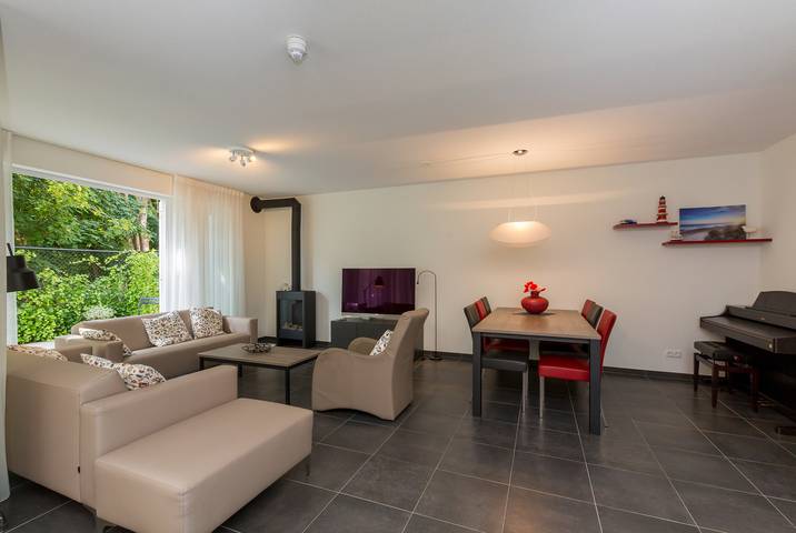 Ferienwohnung für 6 Personen, mit Balkon/Terrasse und Terrasse in Dishoek