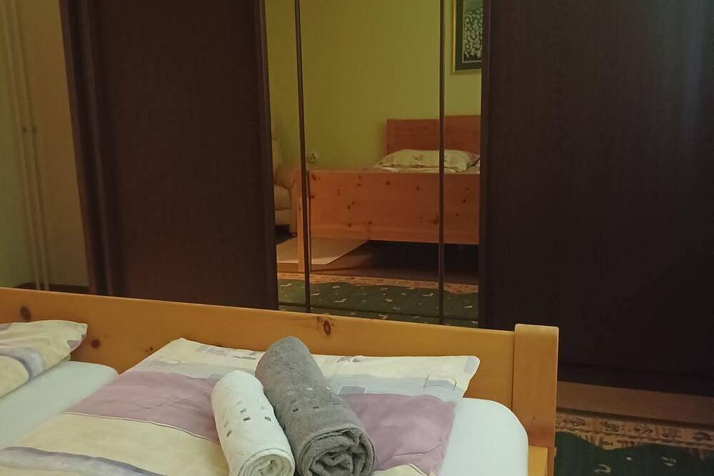 Appartement Obergeschoss - Ferienhaus Renate in Südoststeiermark, Straden