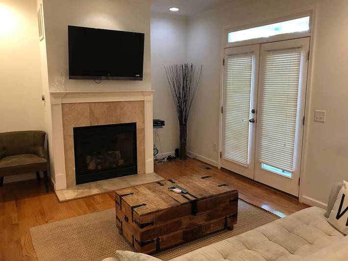 Vacation rental for 6 people, with balcony in Virginia-Highland