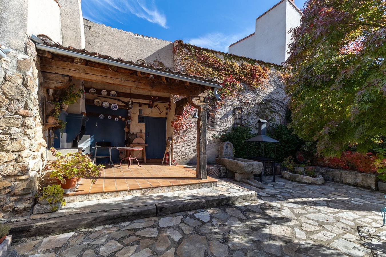 Gîte Rural « La Chatarrería De Ferreros » avec Vue sur la Montagne, Terrasse Privée et Wi-Fi in Otero de Herreros, Province de Ségovie