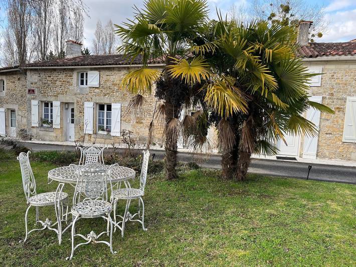 Location de vacances pour 4 personnes, avec Jardin à Archingeay