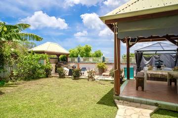 Villa for 14 Guests in Deshaies, French West Indies, Picture 2