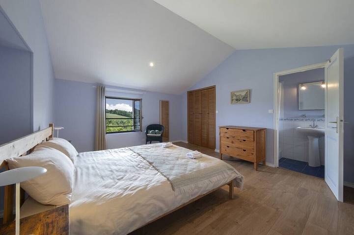 Location de vacances pour 8 personnes, animaux acceptés à Montboyer - 3